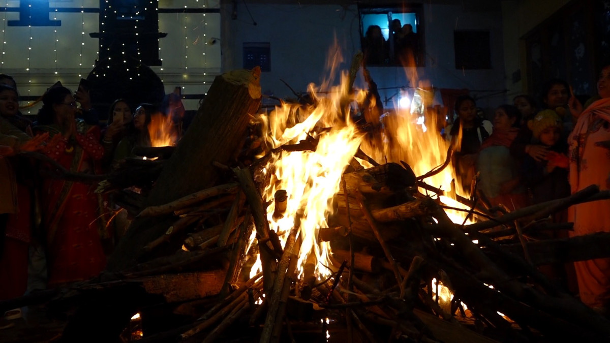 महाशिवरात्रि पर्वको अवसरमा देशभर शिवधुनी जगाएर भगवान शिवको आराधना