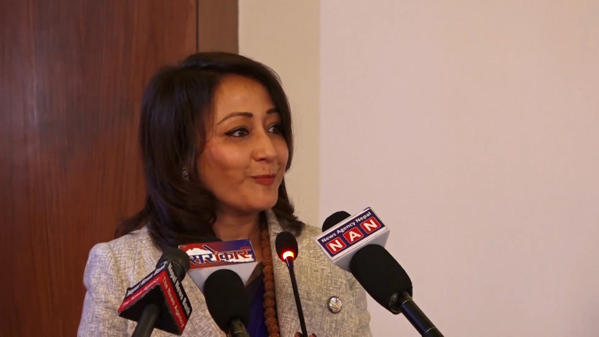 जलवायु परिवर्तनको असर पर्यटनमा पर्दा महिलाहरू सबैभन्दा बढी मारमाः मन्त्री श्रेष्ठ