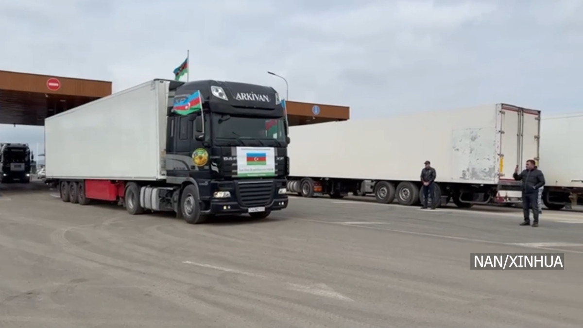 अजरबैजानले इरानलाई थप मानवीय सहायता पठायो