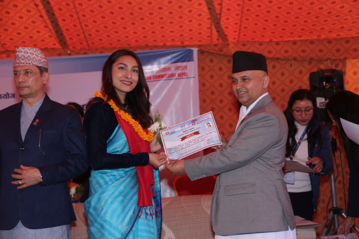 यस्तो देखिए प्रमाणपत्र लिँदा समानुपातिक सांसद