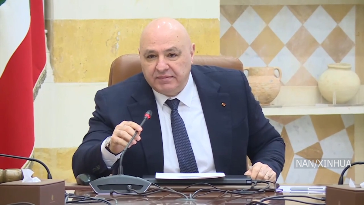 लेबनानी सरकारद्वारा हिजबुल्लाहको सैन्य गतिविधिमाथि प्रतिवन्ध, इजरायलद्वारा स्थलगत आक्रमणको चेतावनी