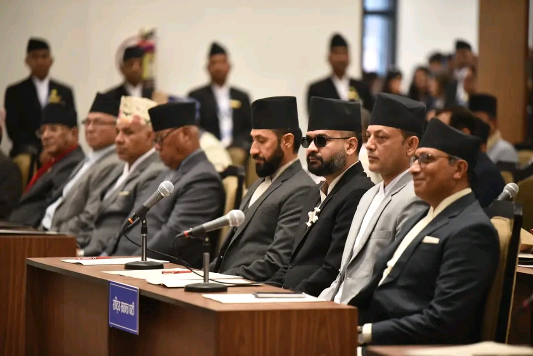 प्रतिनिधिसभाका सांसदले लिए शपथ