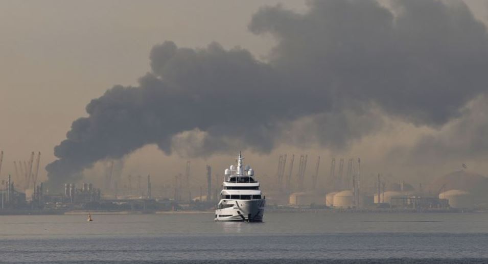 इरानले बन्द गर्‍यो होर्मुज समुद्री जलमार्ग