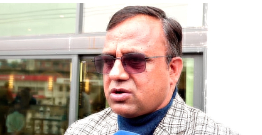 ओली-लेखक पक्राउमा विधि मिचियो : बद्री पाण्डे