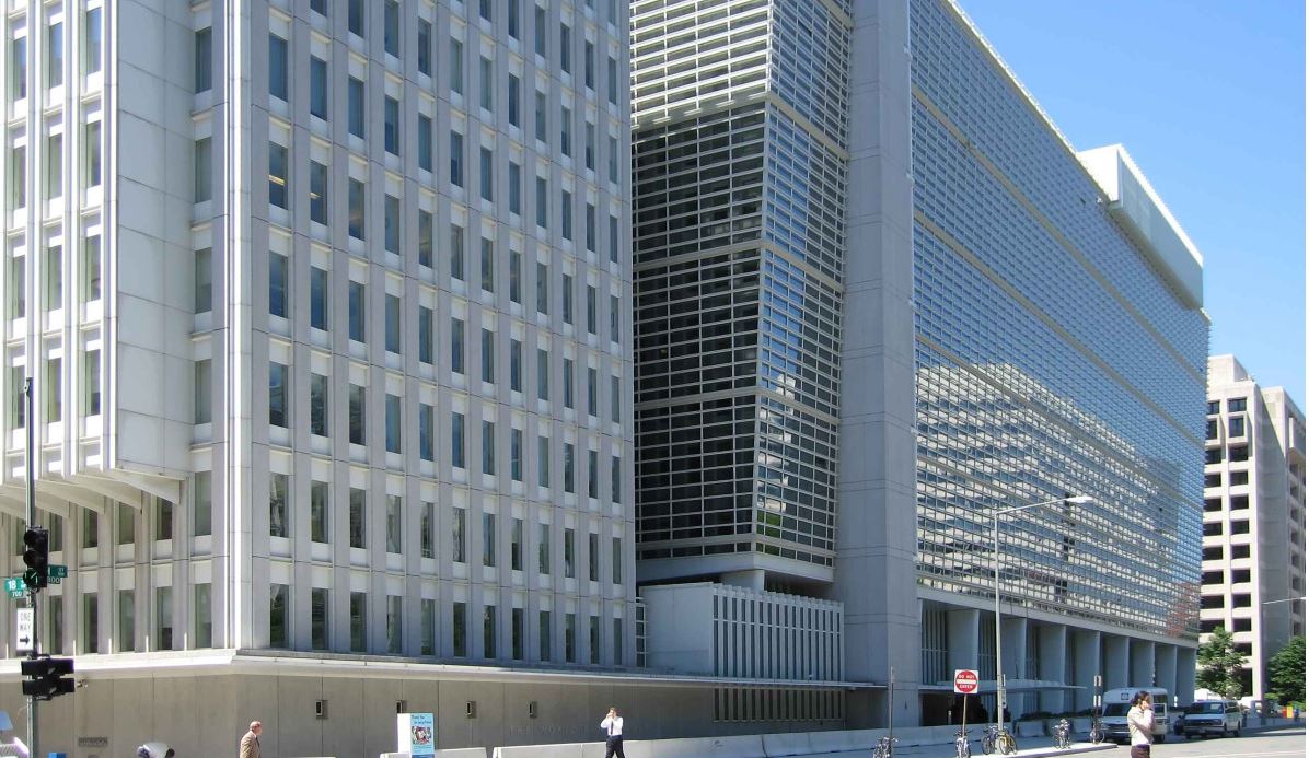 झन्झटिलो जग्गा प्राप्ति र सुस्त बजेट खर्चले आयोजनाहरू अलपत्रः विश्व बैंक