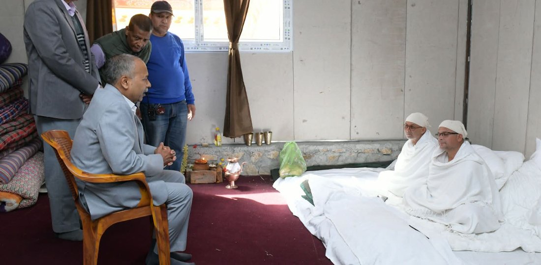 एमाले अध्यक्ष ओलीलाई उपराष्ट्रपति यादवको समवेदना