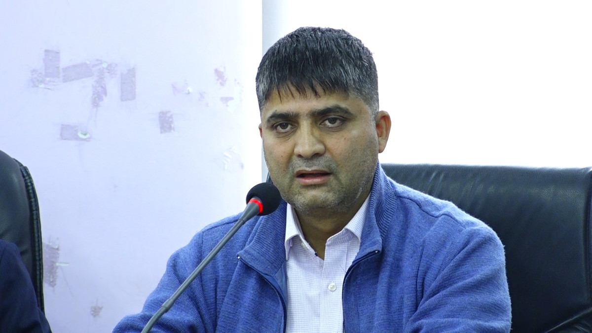 ‘शिक्षाभन्दा खेलकुद पहिलो’: खेलकुद मन्त्रालय अलग बनाउन सांसद लामिछानेको प्रस्ताव