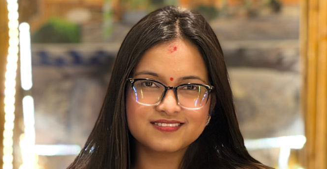 राजनीतिमा अझै पछि पारिएकै छन् महिला