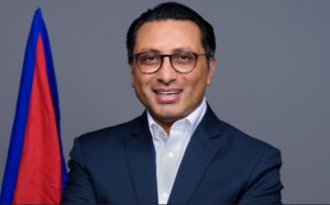 अर्थतन्त्र सुदृढीकरणका लागि निजी क्षेत्रसँग हातेमालो गर्न सरकार तयार छ : अर्थमन्त्री वाग्ले